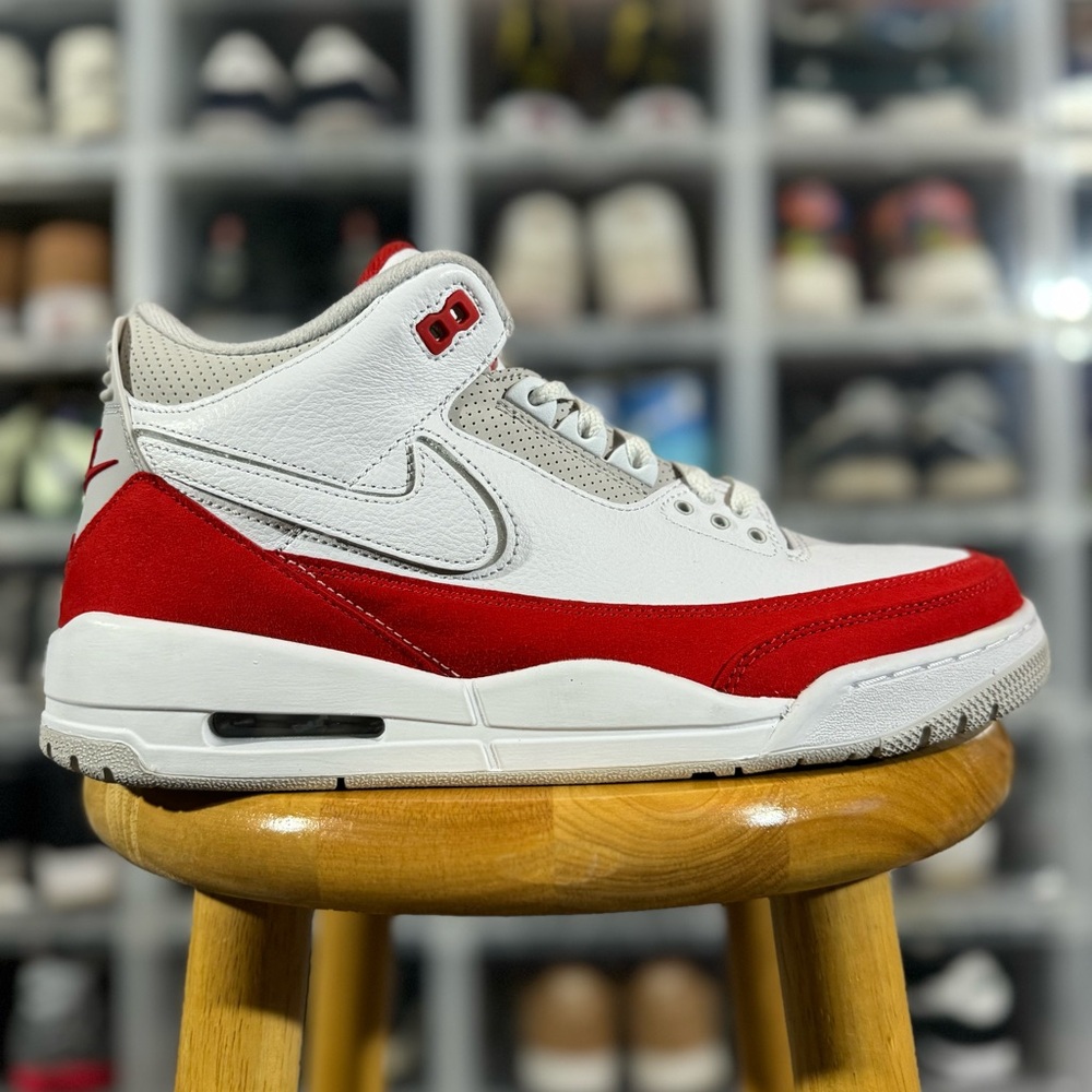 Jordan 3 Retro Tinker “University Red”